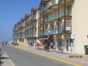 T3 avec balcon plein sud en bord de mer – 50 ml .2 chambres tout confort, équipé de chauffage électrique pour période hivernale,